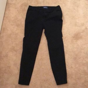 Black Old Navy mid rise pixie slacks